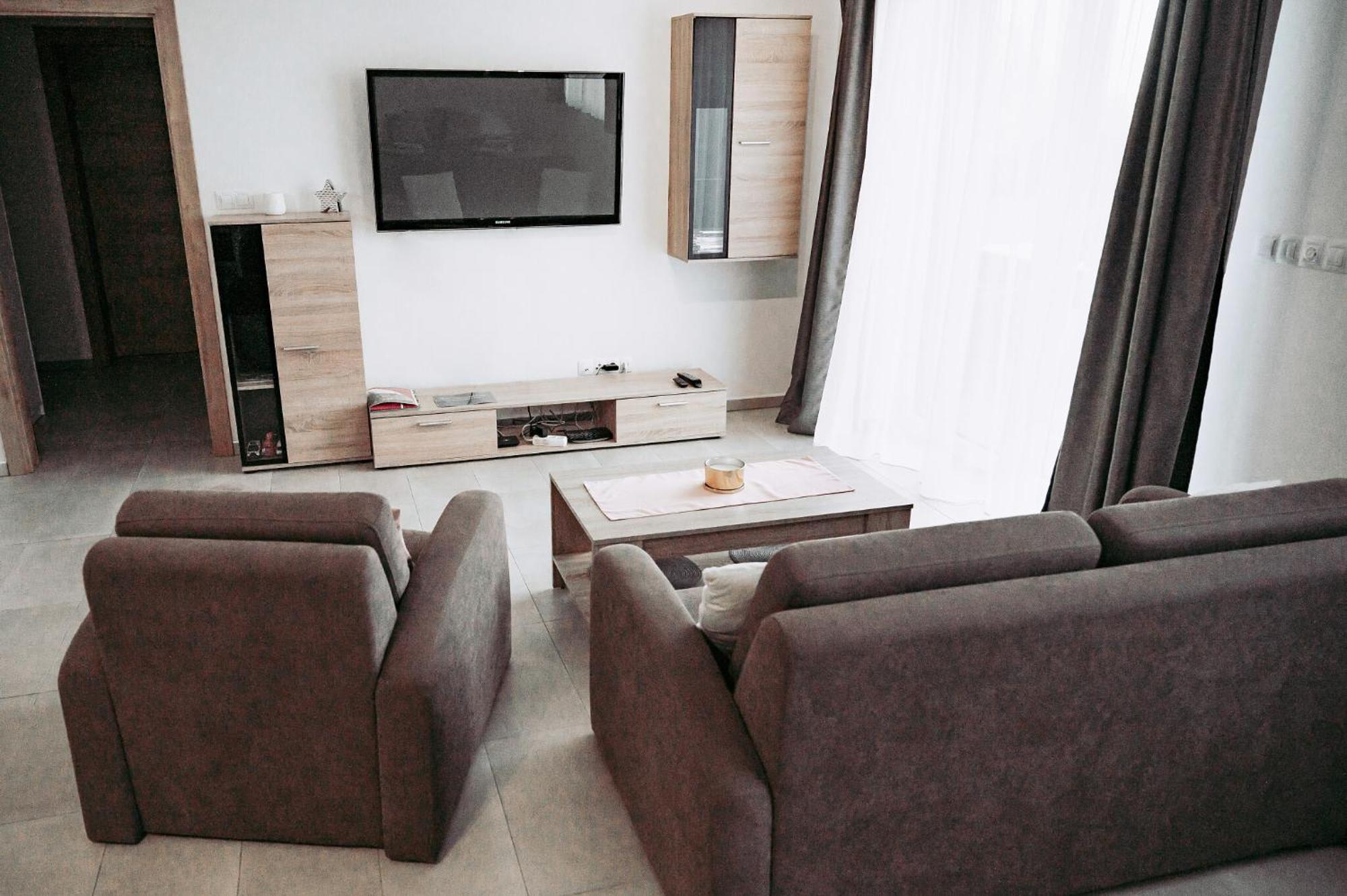 פרכאטיצ'ה Apartman Mignon מראה חיצוני תמונה