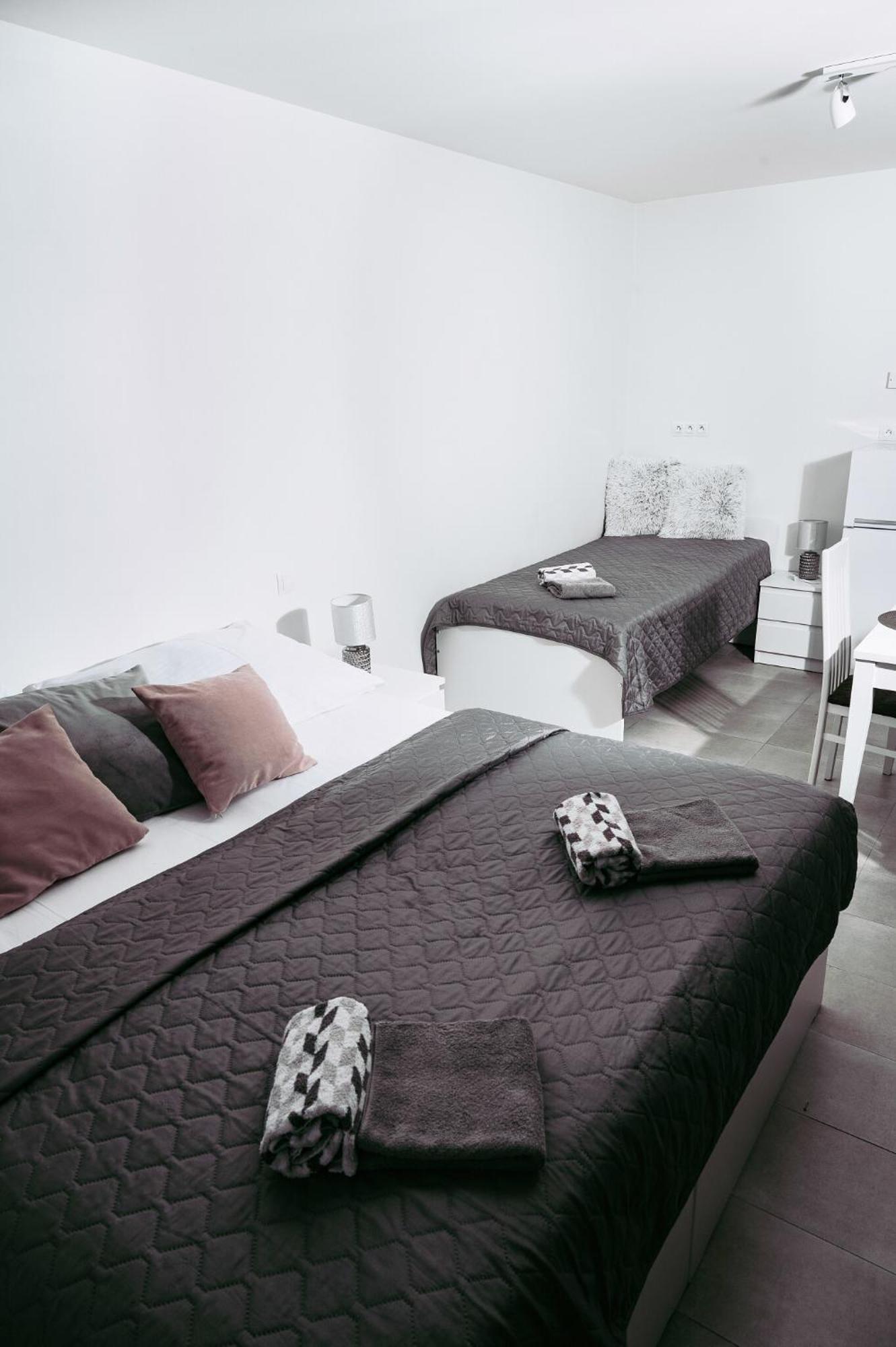 פרכאטיצ'ה Apartman Mignon מראה חיצוני תמונה